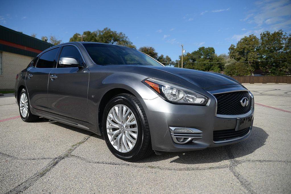 used 2015 INFINITI Q70L car, priced at $10,894