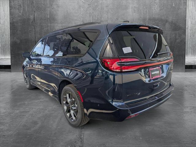 new 2025 Chrysler Pacifica car, priced at $53,181