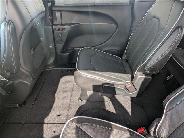 new 2025 Chrysler Pacifica car, priced at $53,181