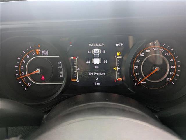 new 2025 Jeep Gladiator car, priced at $48,604