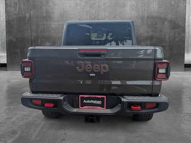 new 2025 Jeep Gladiator car, priced at $48,604