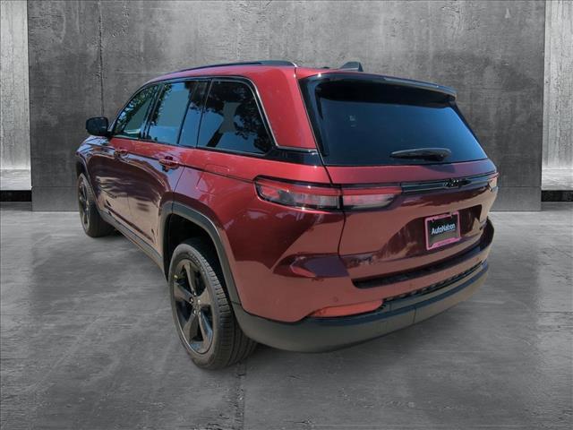 new 2025 Jeep Grand Cherokee car, priced at $49,734