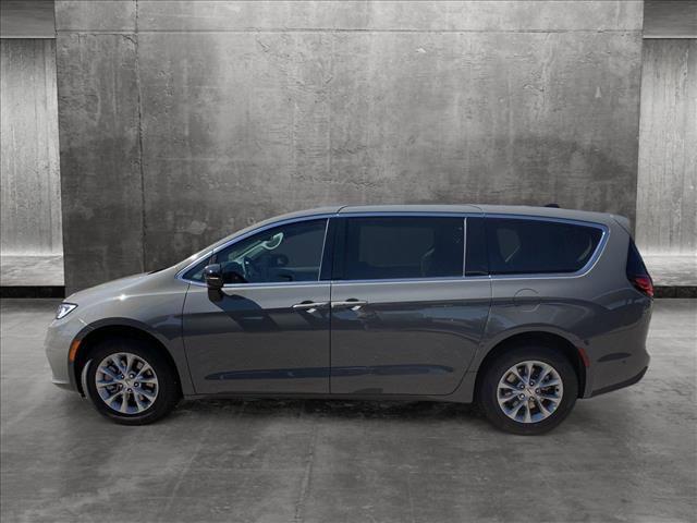 new 2024 Chrysler Pacifica car, priced at $49,229