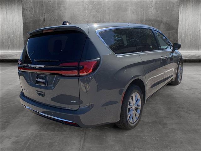 new 2024 Chrysler Pacifica car, priced at $49,229