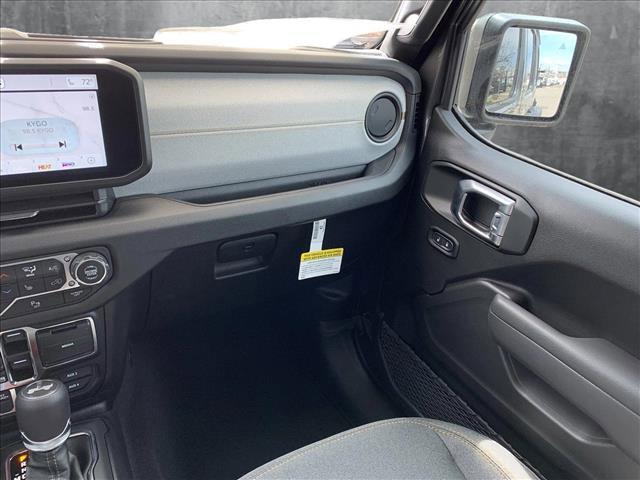 new 2025 Jeep Wrangler car, priced at $51,013