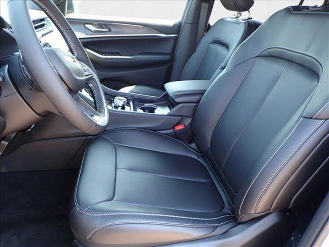 new 2025 Jeep Grand Cherokee L car, priced at $45,299