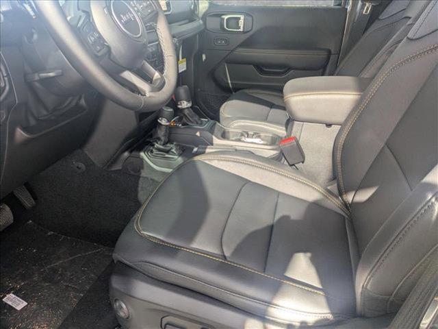 new 2025 Jeep Gladiator car, priced at $49,654