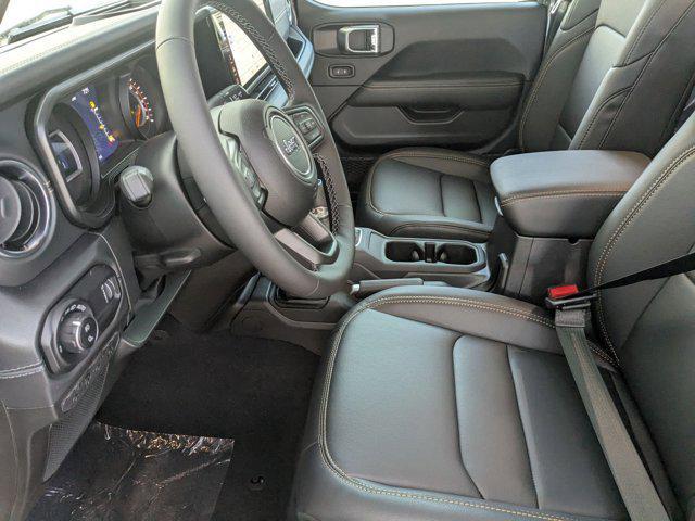 new 2025 Jeep Gladiator car, priced at $47,117