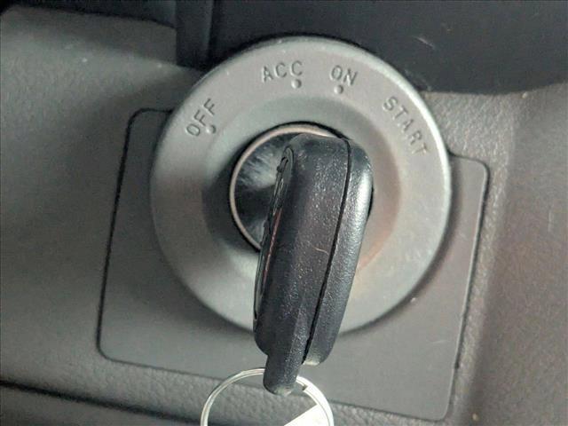 used 2007 Jeep Commander car, priced at $6,000