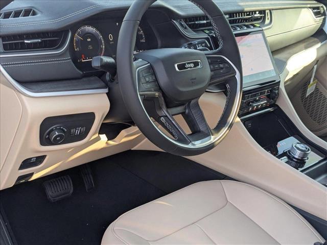 new 2025 Jeep Grand Cherokee car, priced at $43,894