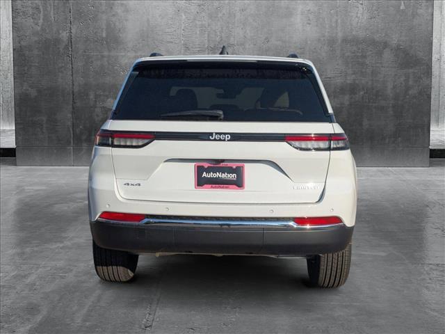 new 2025 Jeep Grand Cherokee car, priced at $43,894