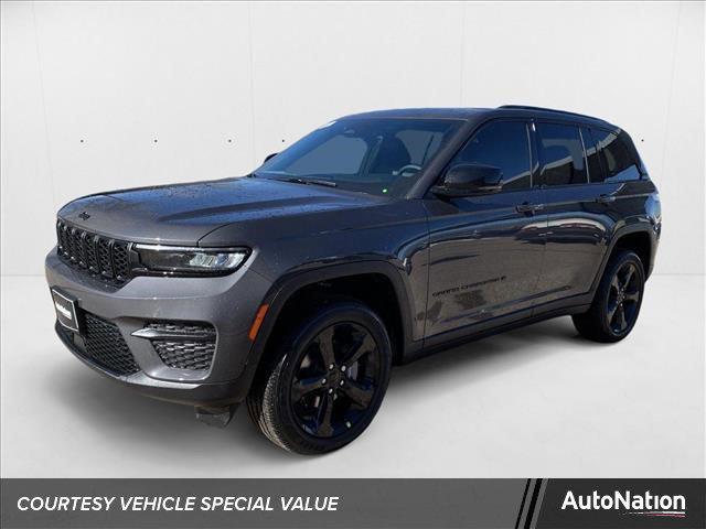 new 2025 Jeep Grand Cherokee car, priced at $44,299