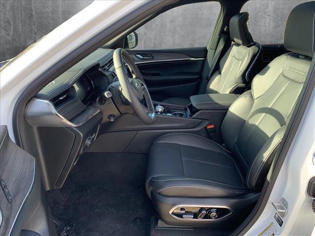 new 2025 Jeep Grand Cherokee L car, priced at $62,294