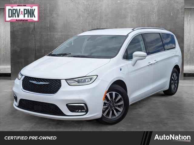 used 2021 Chrysler Pacifica Hybrid car, priced at $23,998