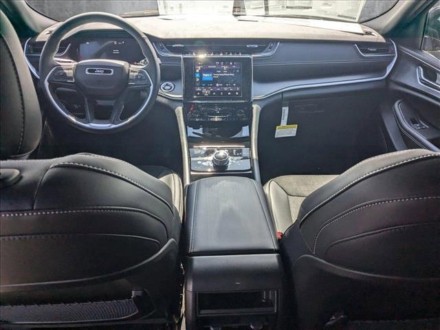 new 2025 Jeep Grand Cherokee car, priced at $46,799