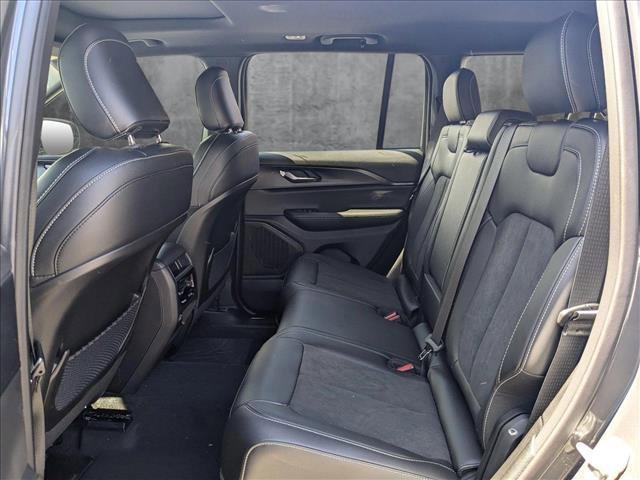 new 2025 Jeep Grand Cherokee car, priced at $46,799