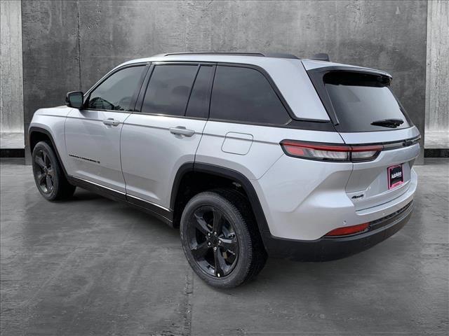 new 2025 Jeep Grand Cherokee car, priced at $43,299