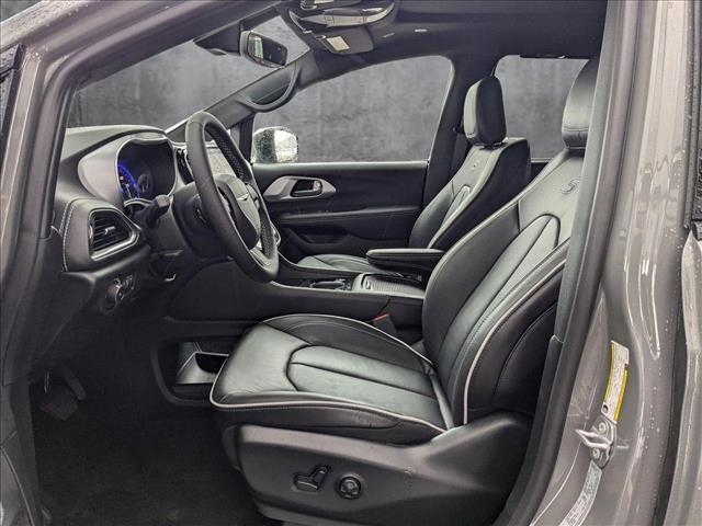new 2025 Chrysler Pacifica car, priced at $52,896