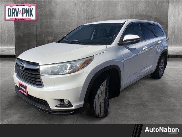 used 2016 Toyota Highlander car, priced at $19,163