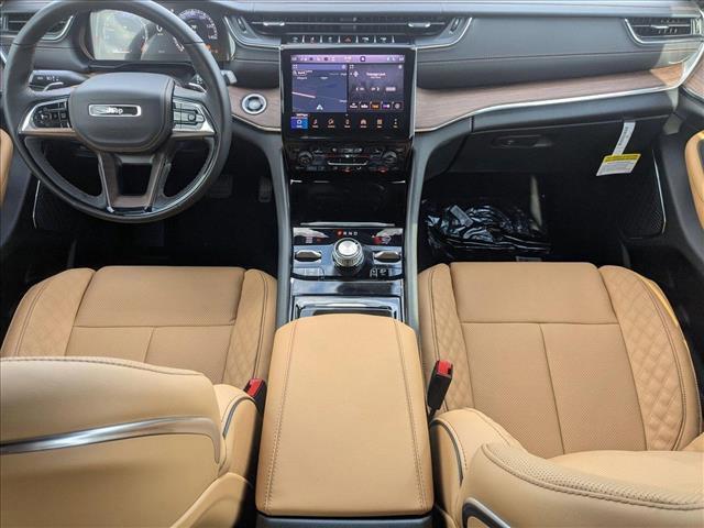new 2025 Jeep Grand Cherokee car, priced at $57,890