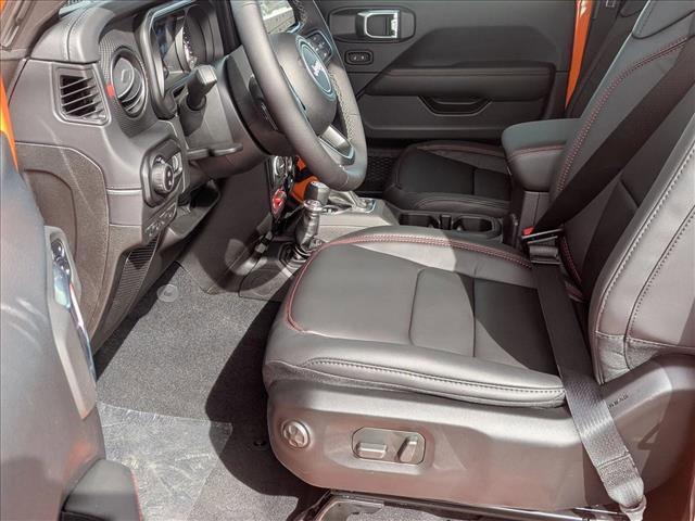 new 2025 Jeep Gladiator car, priced at $52,915