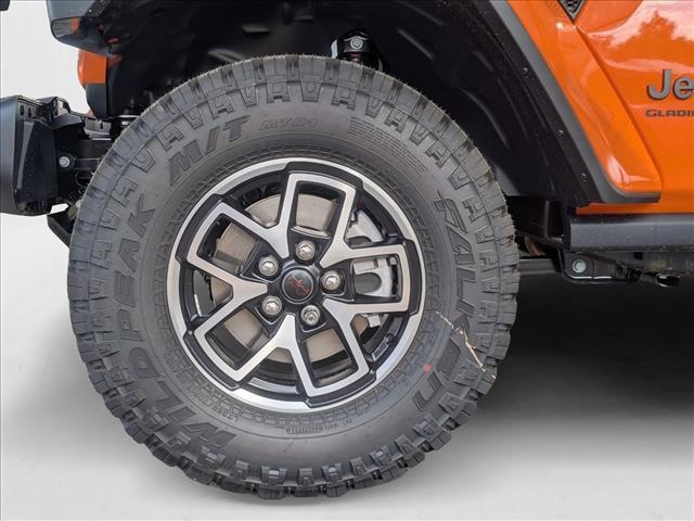 new 2025 Jeep Gladiator car, priced at $52,915