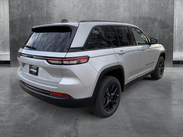 new 2025 Jeep Grand Cherokee car, priced at $44,329