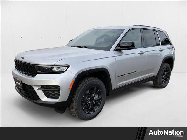 new 2025 Jeep Grand Cherokee car, priced at $44,979