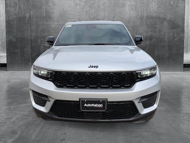 new 2025 Jeep Grand Cherokee car, priced at $44,329