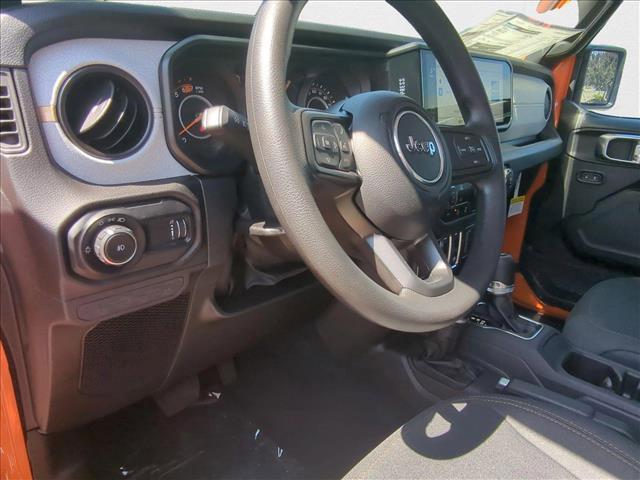 new 2025 Jeep Wrangler car, priced at $35,511
