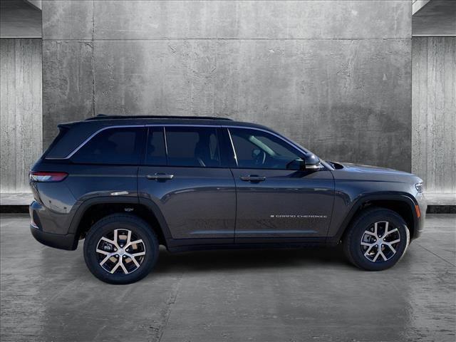 new 2025 Jeep Grand Cherokee car, priced at $45,594