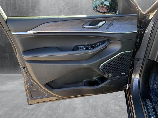 new 2025 Jeep Grand Cherokee L car, priced at $61,874