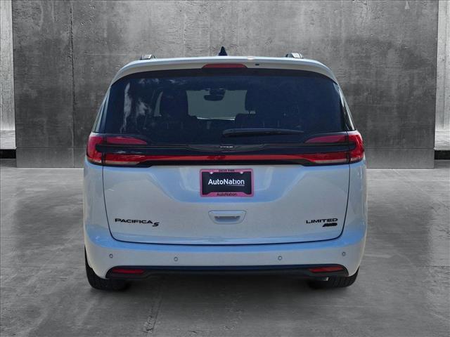 new 2025 Chrysler Pacifica car, priced at $52,757