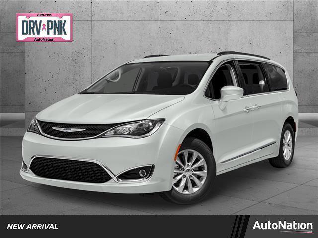 used 2017 Chrysler Pacifica car, priced at $15,500