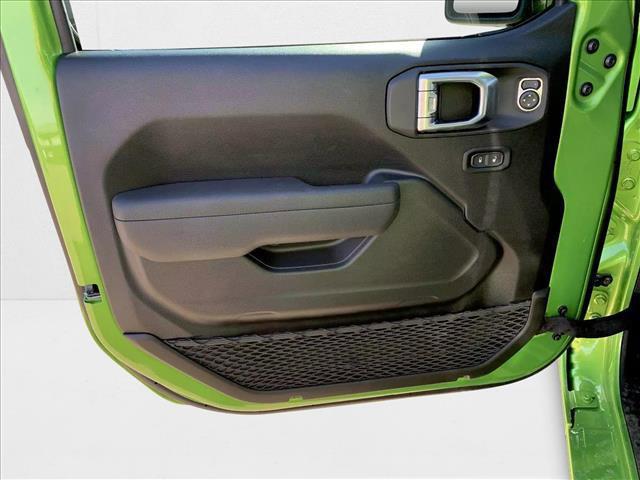 new 2025 Jeep Wrangler car, priced at $46,799