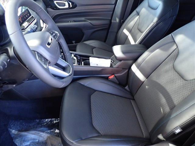 new 2025 Jeep Compass car, priced at $33,689