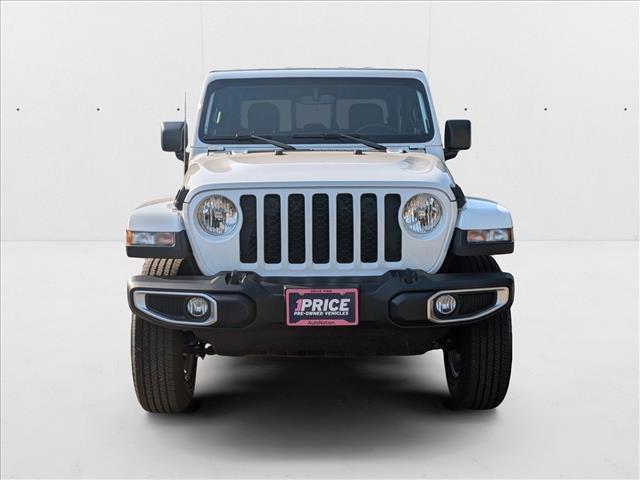 used 2022 Jeep Gladiator car, priced at $31,790