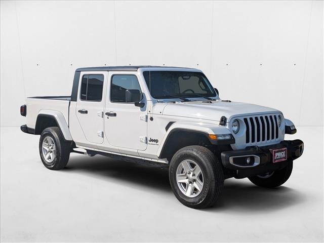 used 2022 Jeep Gladiator car, priced at $31,790