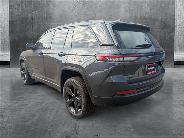 new 2025 Jeep Grand Cherokee car, priced at $50,401