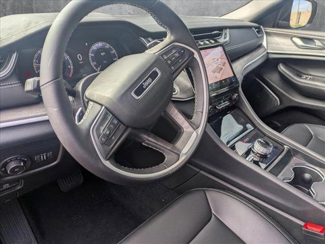 new 2025 Jeep Grand Cherokee car, priced at $50,401