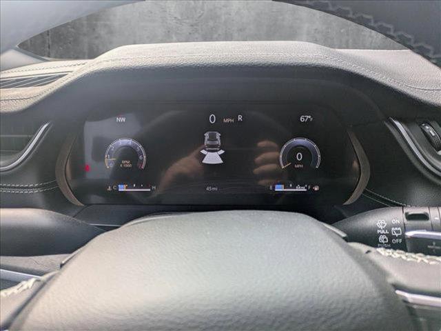 new 2025 Jeep Grand Cherokee car, priced at $50,401