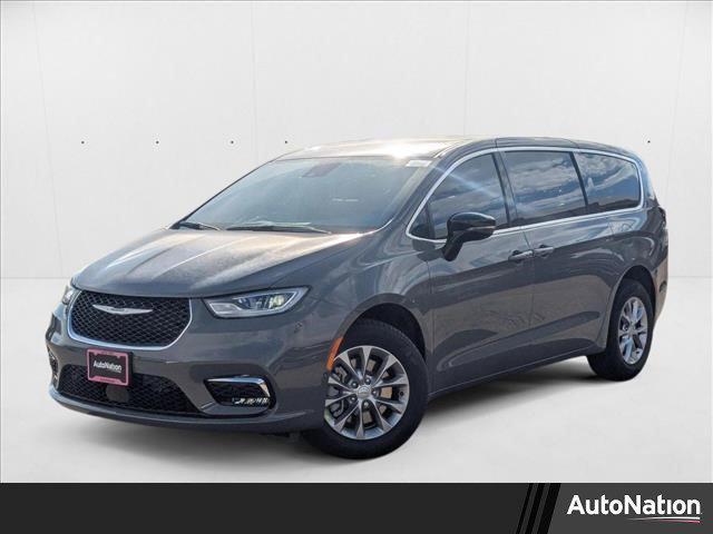 new 2025 Chrysler Pacifica car, priced at $46,685
