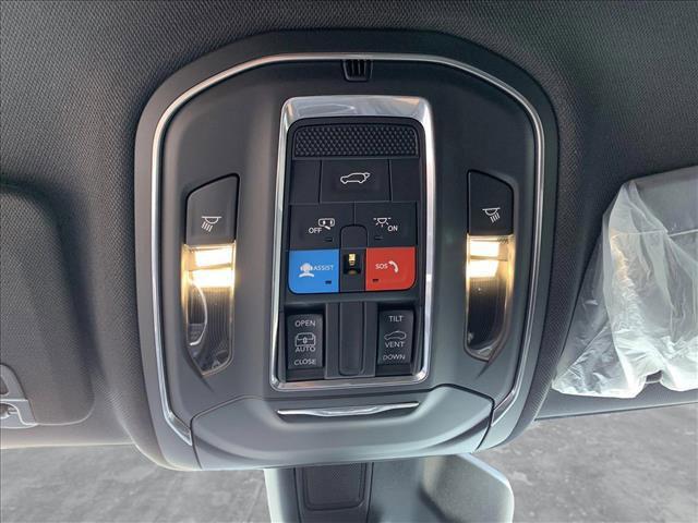 new 2025 Jeep Grand Cherokee car, priced at $46,799