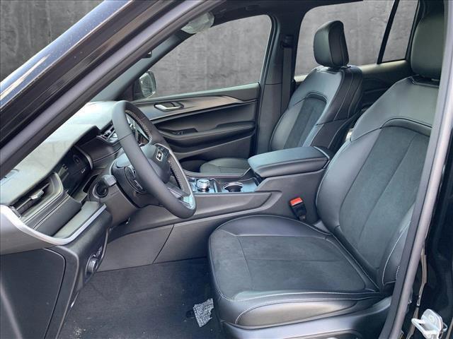 new 2025 Jeep Grand Cherokee car, priced at $46,799
