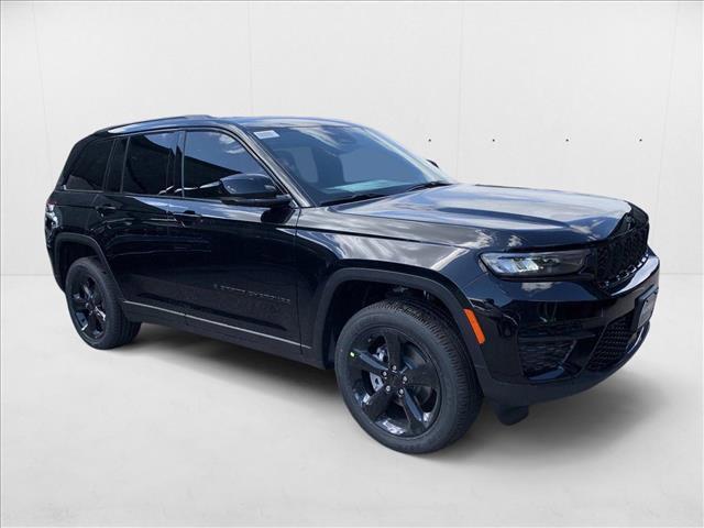 new 2025 Jeep Grand Cherokee car, priced at $42,801