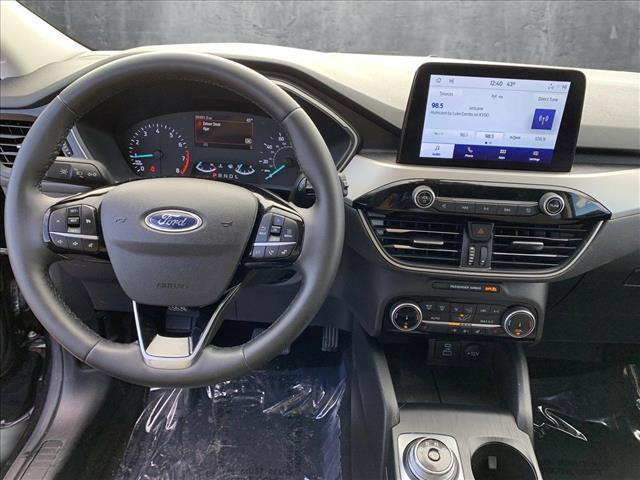 used 2022 Ford Escape car, priced at $20,692