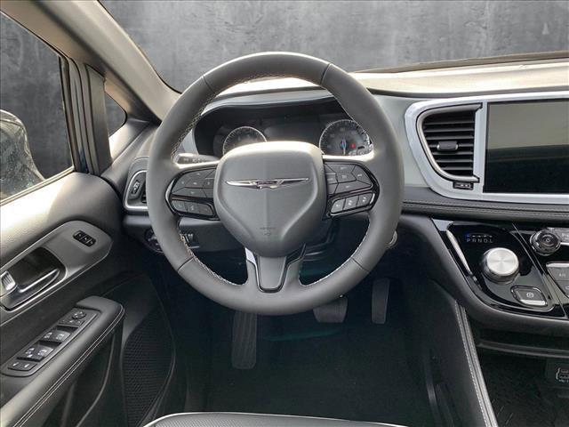 new 2025 Chrysler Pacifica car, priced at $52,896