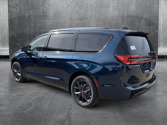 new 2025 Chrysler Pacifica car, priced at $52,896