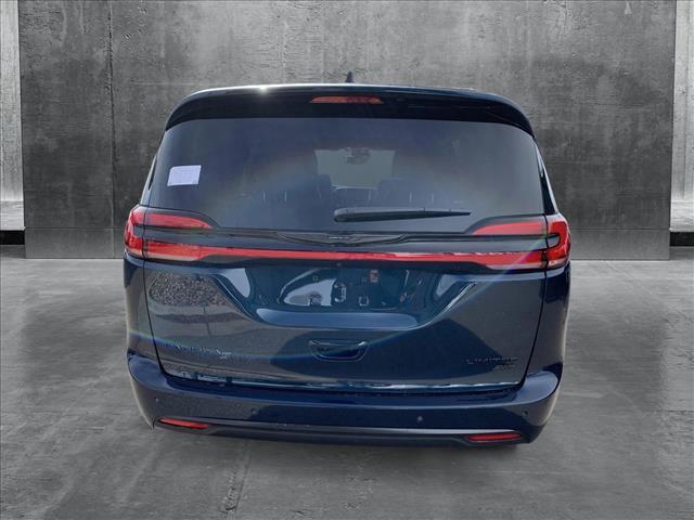 new 2025 Chrysler Pacifica car, priced at $52,896