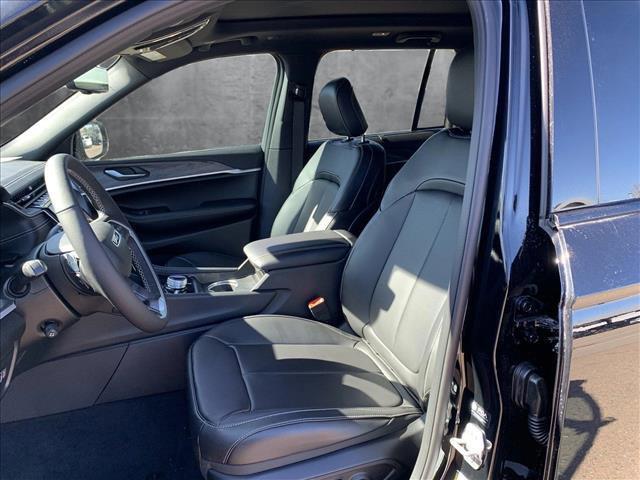 new 2025 Jeep Grand Cherokee car, priced at $53,595